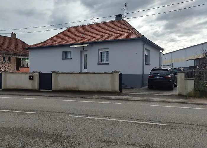 Bel Appartement F2 Entierement Renove